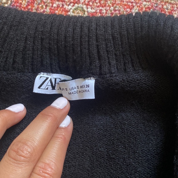 Zara stripped sweater size S - Picture 2 of 4